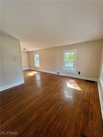 207 Georgia Avenue, Lorain, OH 44052