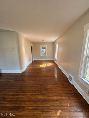 207 Georgia Avenue, Lorain, OH 44052