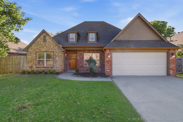 14738 Courtney Drive, Glenpool, OK 74033
