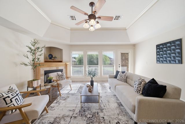 14738 Courtney Drive, Glenpool, OK 74033