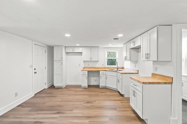 1716 S 3rd Street, Niles Twp, MI 49120