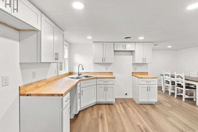1716 S 3rd Street, Niles Twp, MI 49120