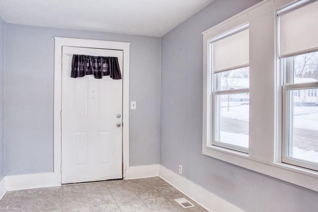 1207 Broadway Avenue, Owosso, MI 48867