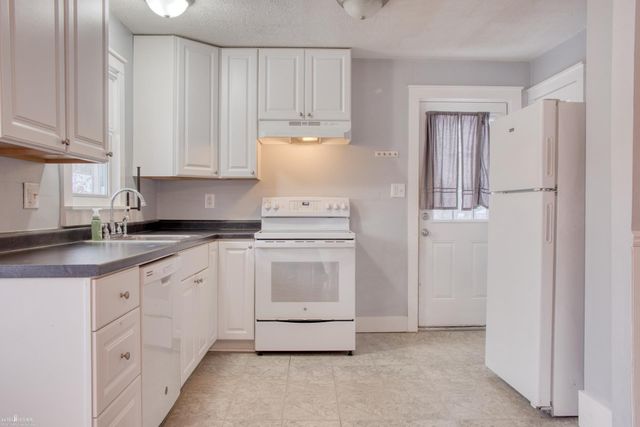 1207 Broadway Avenue, Owosso, MI 48867