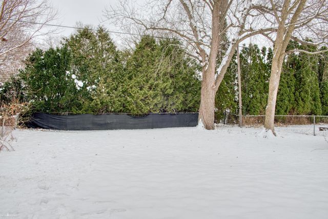 1207 Broadway Avenue, Owosso, MI 48867