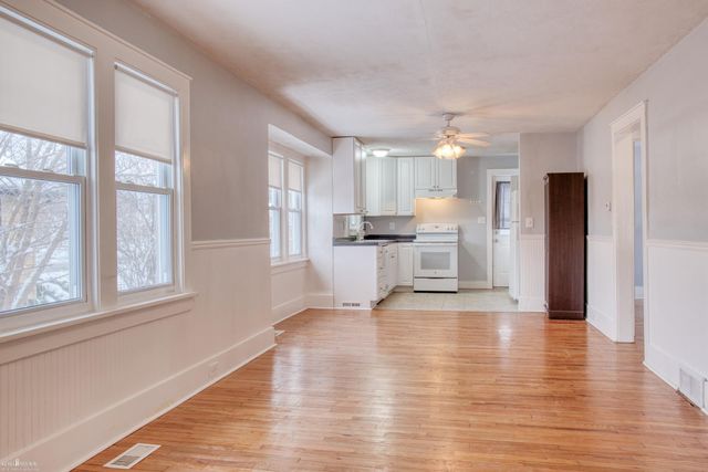 1207 Broadway Avenue, Owosso, MI 48867