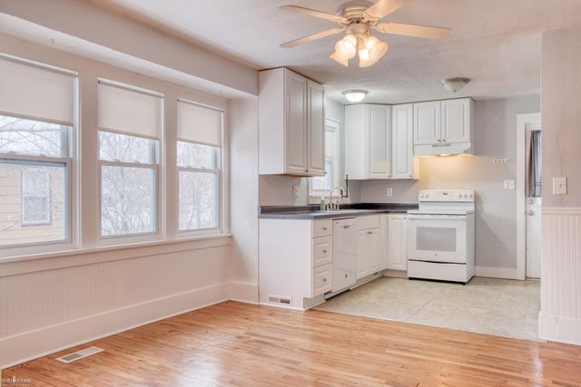 1207 Broadway Avenue, Owosso, MI 48867