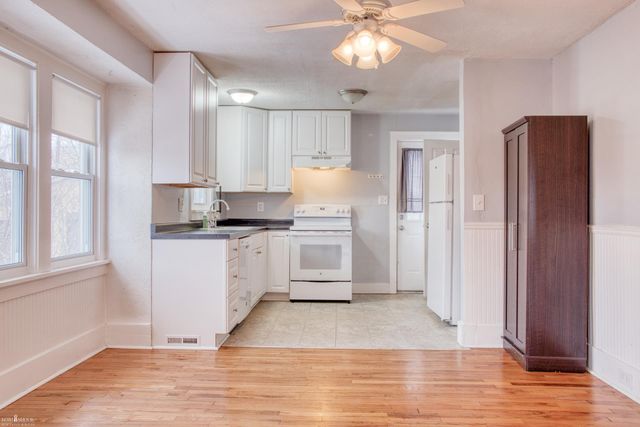 1207 Broadway Avenue, Owosso, MI 48867