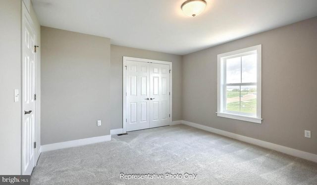 536 STONE GATE BLVD, Annville, PA 17003