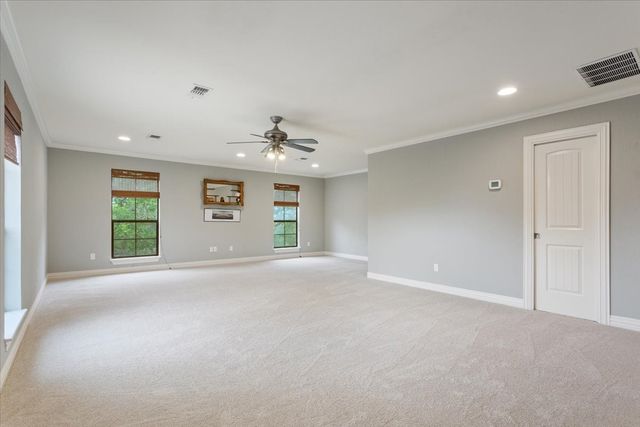 1125 Whispering Oaks, China Spring, TX 76633