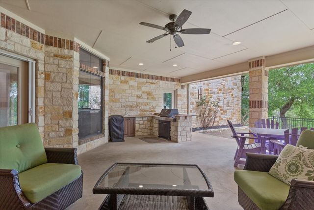 1125 Whispering Oaks, China Spring, TX 76633