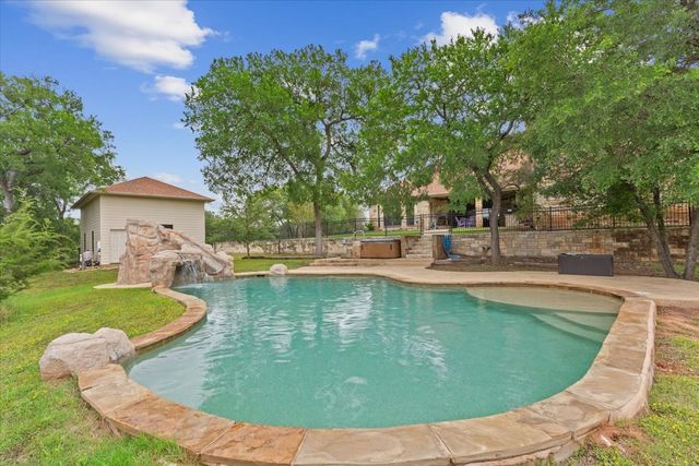 1125 Whispering Oaks, China Spring, TX 76633
