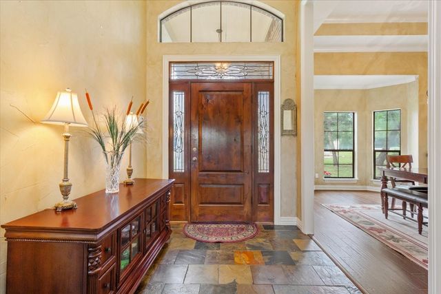 1125 Whispering Oaks, China Spring, TX 76633