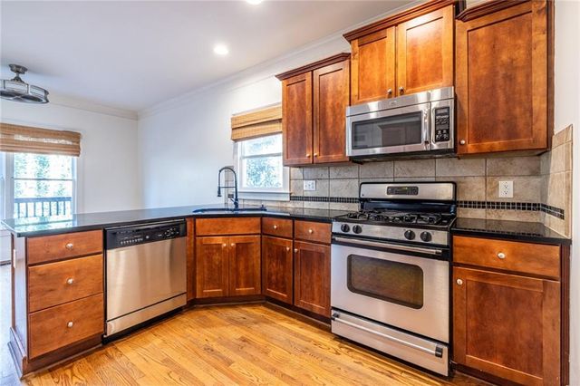 1349 Benteen Park Drive, Atlanta, GA 30315