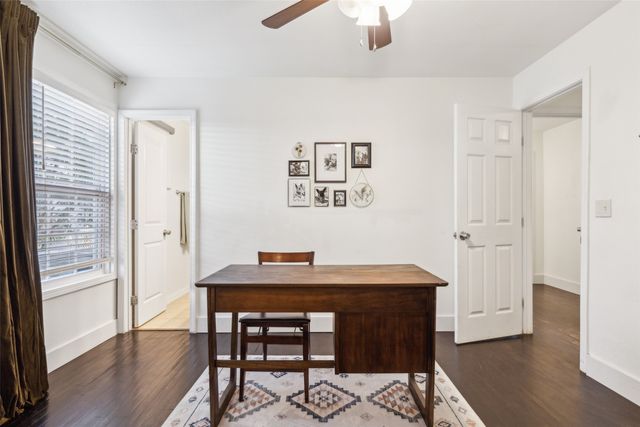 3202 Aster Street, Dallas, TX 75211