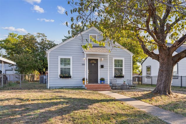 3202 Aster Street, Dallas, TX 75211
