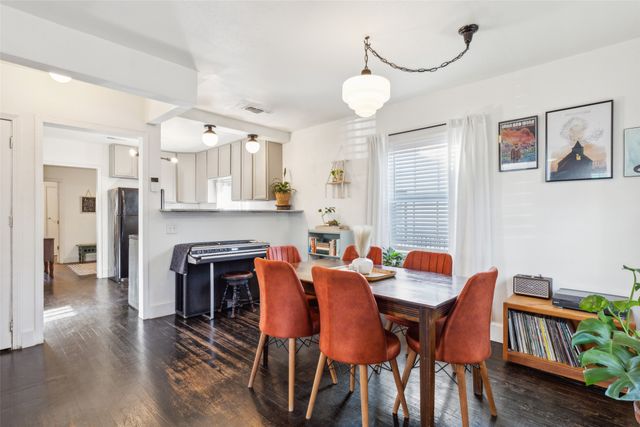3202 Aster Street, Dallas, TX 75211