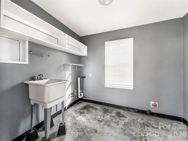 606 Park Avenue, Morganton, NC 28655