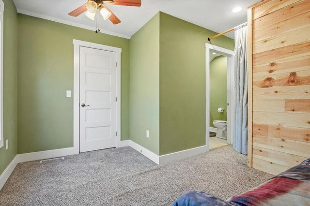 3276 Absalom Smith RD, Salem, VA 24153