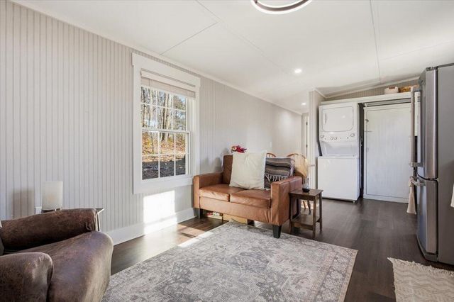 3276 Absalom Smith RD, Salem, VA 24153