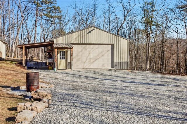 3276 Absalom Smith RD, Salem, VA 24153