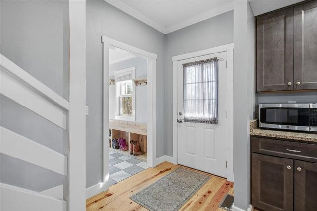 3276 Absalom Smith RD, Salem, VA 24153