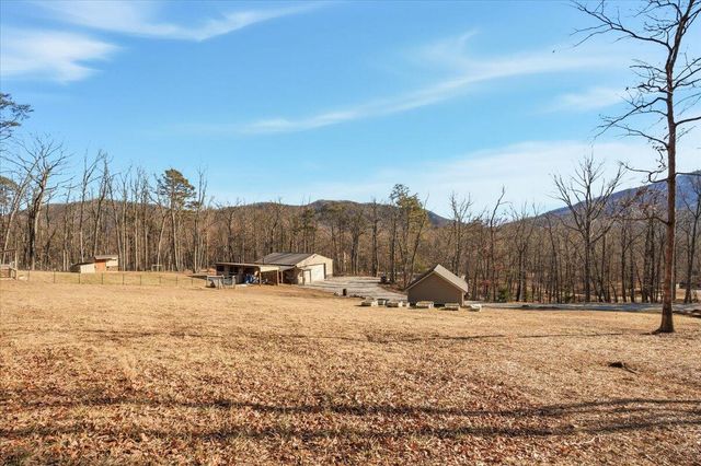 3276 Absalom Smith RD, Salem, VA 24153