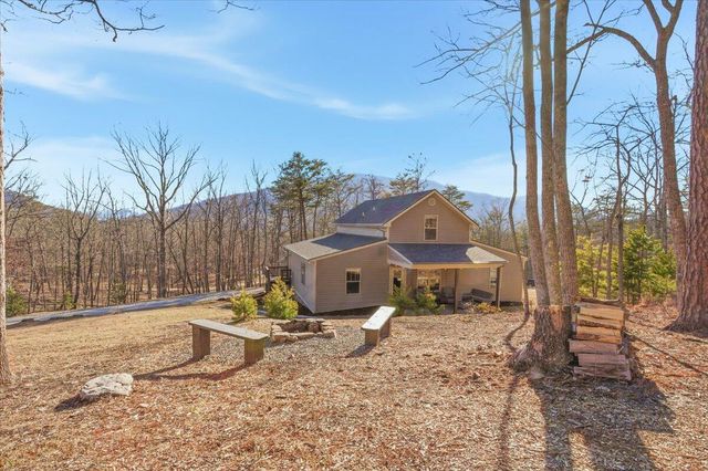 3276 Absalom Smith RD, Salem, VA 24153