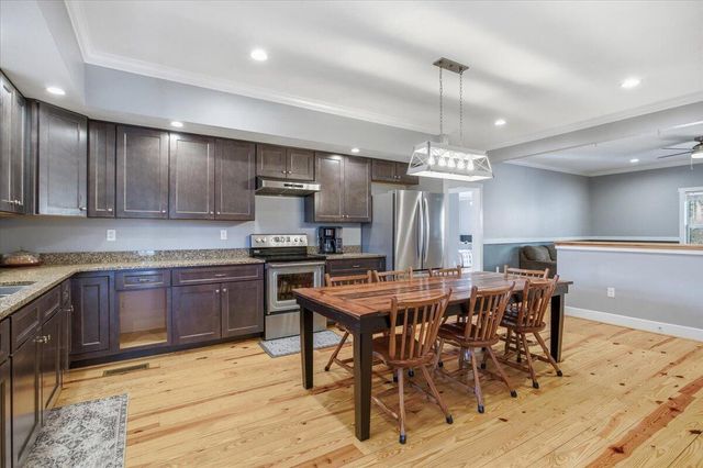 3276 Absalom Smith RD, Salem, VA 24153