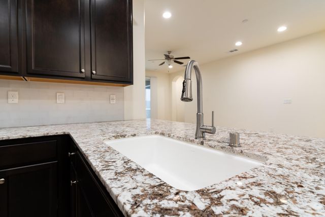 3224 Dorset Street, Tulare, CA 93274