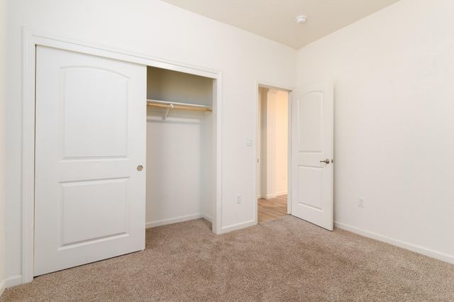 3224 Dorset Street, Tulare, CA 93274