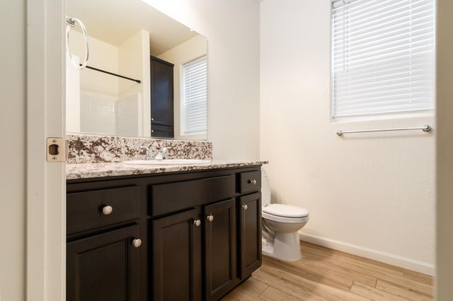 3224 Dorset Street, Tulare, CA 93274