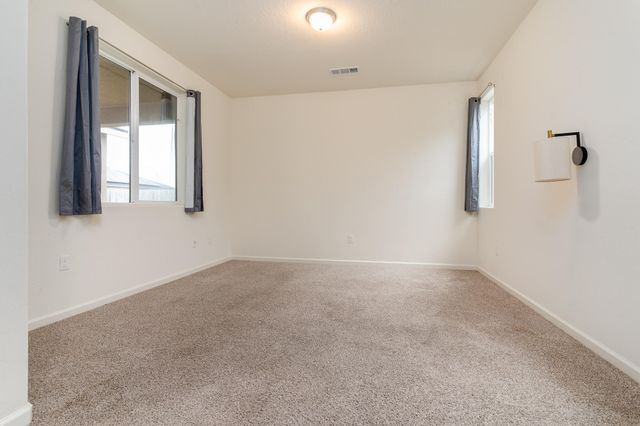 3224 Dorset Street, Tulare, CA 93274