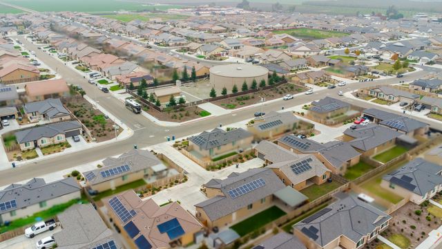 3224 Dorset Street, Tulare, CA 93274