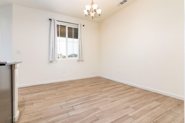 3224 Dorset Street, Tulare, CA 93274