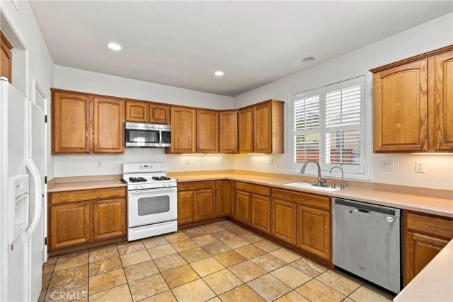 3985 Barbury Palms Way, Perris, CA 92571
