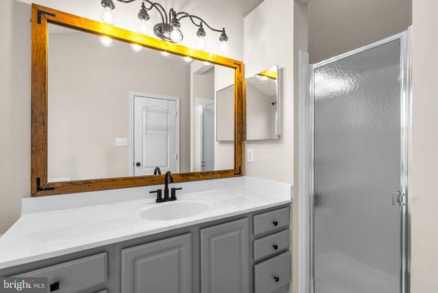 2612 S EVERLY DR, Frederick, MD 21701