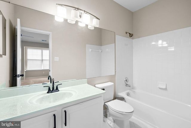 2612 S EVERLY DR, Frederick, MD 21701