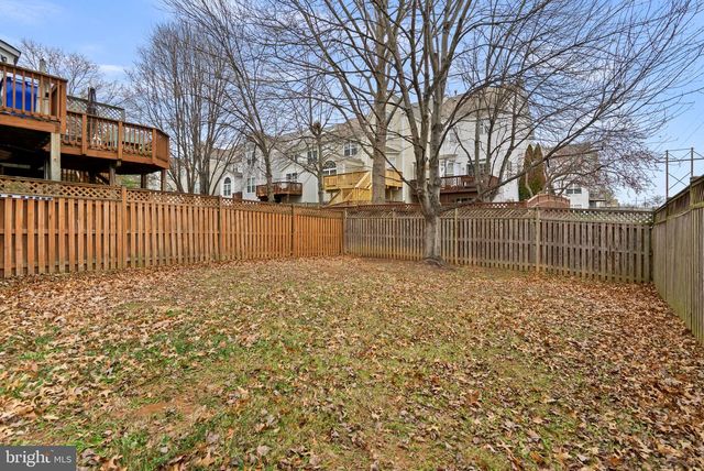 2612 S EVERLY DR, Frederick, MD 21701