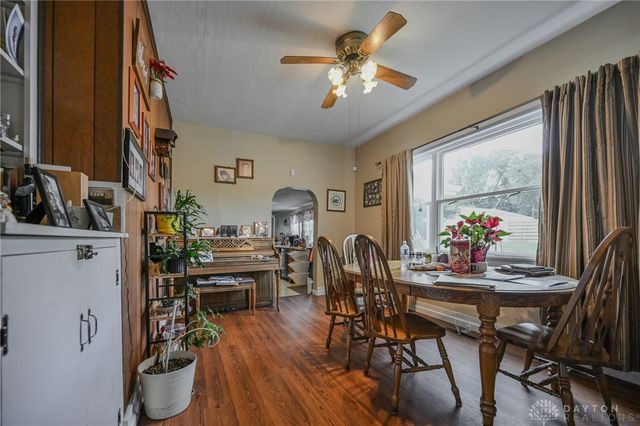 1302 N Yellow Springs Street, Springfield, OH 45504