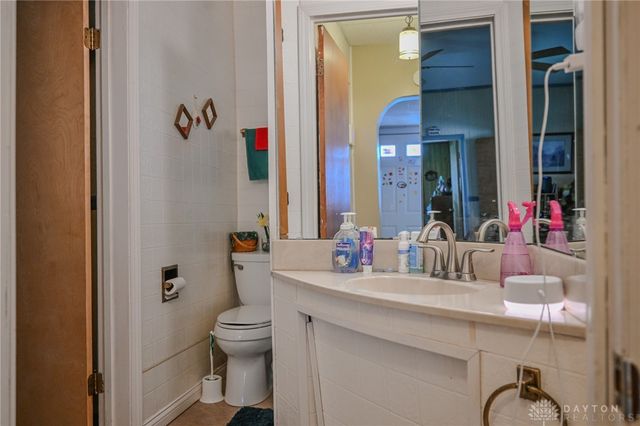 1302 N Yellow Springs Street, Springfield, OH 45504