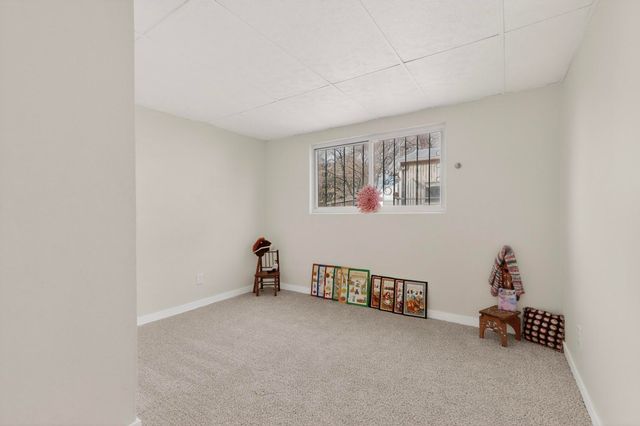 10401 Princess Jeanne Avenue NE, Albuquerque, NM 87112