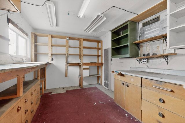 10401 Princess Jeanne Avenue NE, Albuquerque, NM 87112