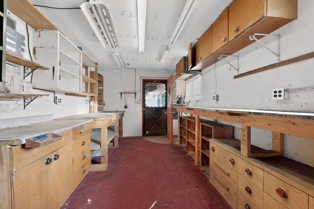 10401 Princess Jeanne Avenue NE, Albuquerque, NM 87112