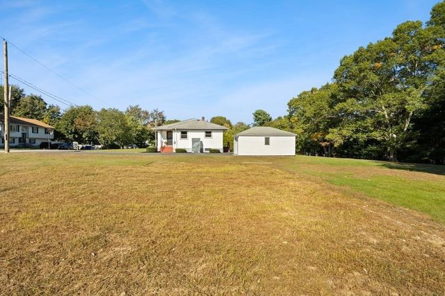 60 Sunhill Road, Taunton, MA 02780