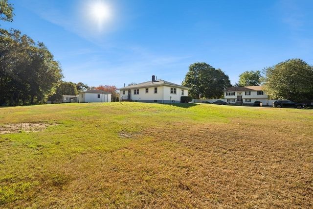 60 Sunhill Road, Taunton, MA 02780