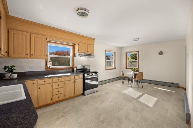 60 Sunhill Road, Taunton, MA 02780