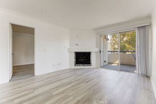 5515 Canoga Ave 105, Woodland Hills, CA 91367