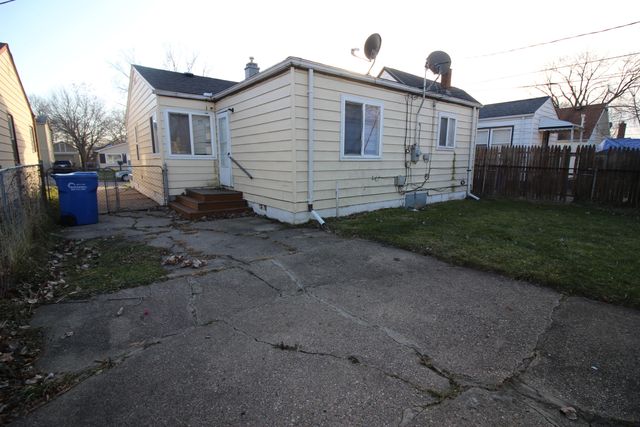 8451 Lozier Avenue, Warren, MI 48089