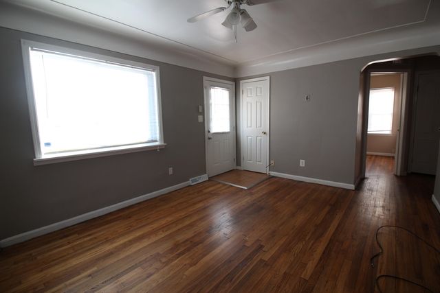 8451 Lozier Avenue, Warren, MI 48089